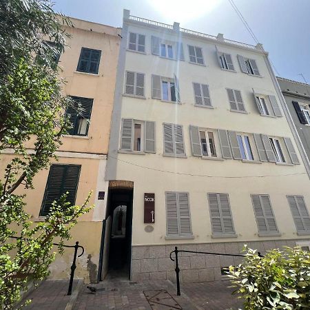 Appartamento 1Br Hidden Gem At The Nook Gibilterra Esterno foto