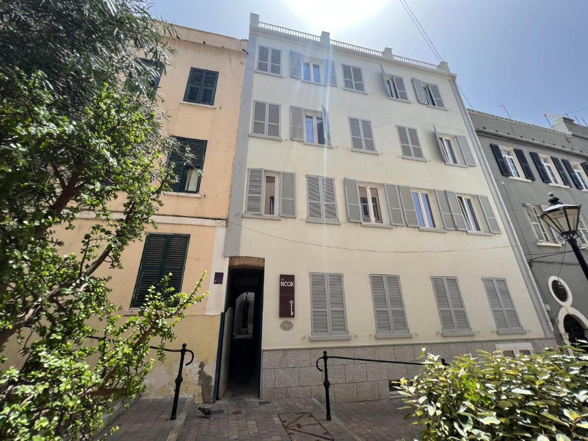 Appartamento 1Br Hidden Gem At The Nook Gibilterra Esterno foto